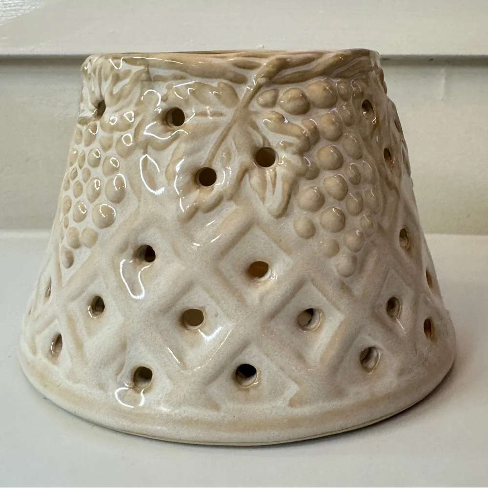 Ceramic Grapevine Decorative Candle Shade - Picture 6 of 10